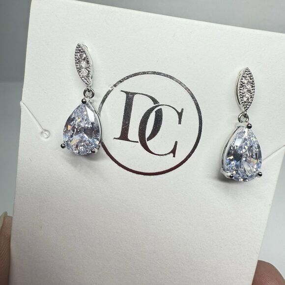Dareth Colburn Silvertone CZ Teardrop Dangle Earrings New - Picture 3 of 6